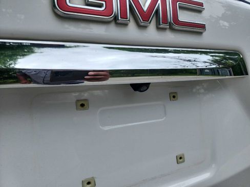 Used 2019 GMC Terrain SLE w/ Driver Convenience Package FWD image 7