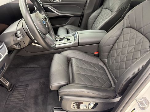Used 2024 BMW X5 sDrive40i w/ M Sport Package RWD image 5