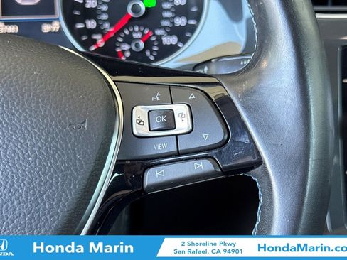 Used 2019 Volkswagen e-Golf SE w/ Driver Assistance Package FWD image 30