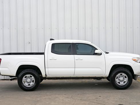 Used 2020 Toyota Tacoma SR w/ SR Convenience Package image 45