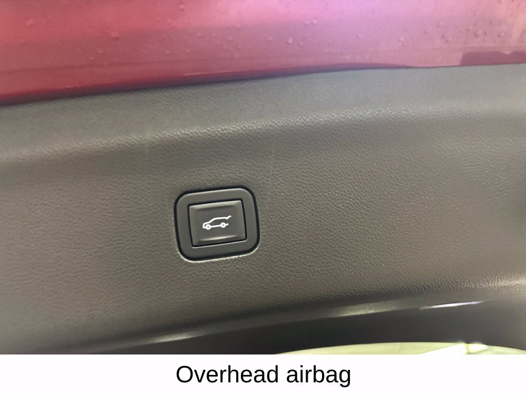 Used 2020 Buick Enclave Premium w/ Sun and Sites Package AWD/4WD image 29