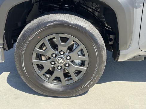 Certified 2026 Toyota 4Runner SR5 RWD image 8