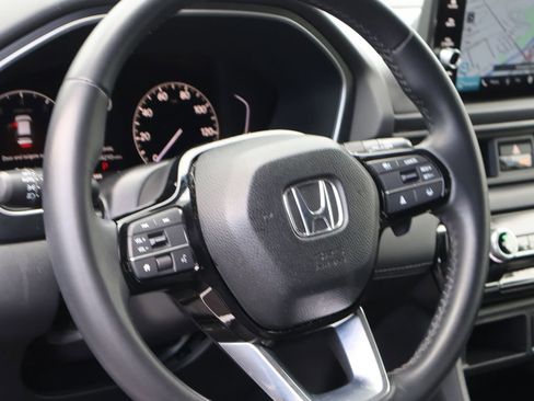 Certified 2023 Honda Pilot Touring image 19