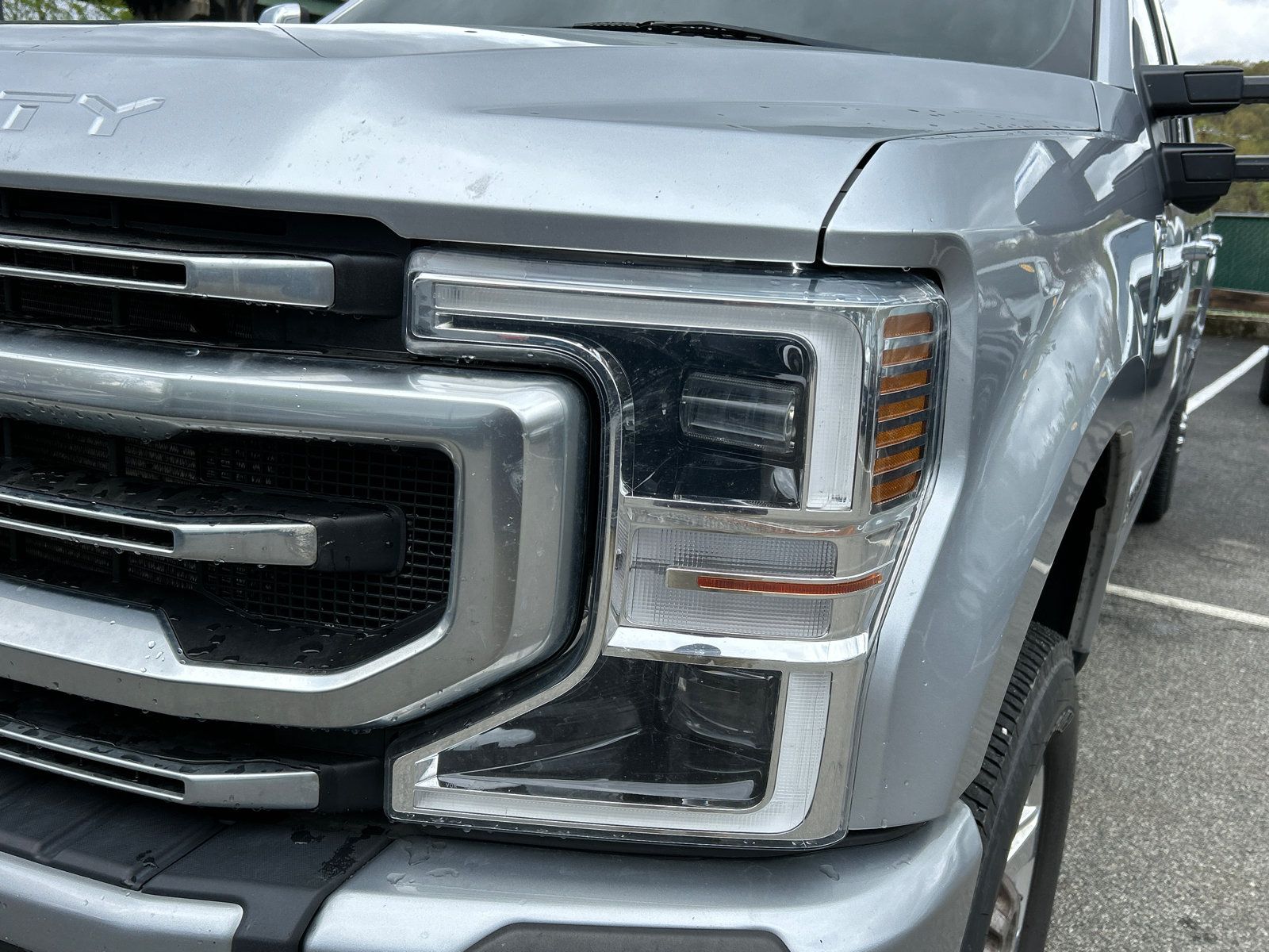 Used 2022 Ford F350 Platinum AWD/4WD image 6