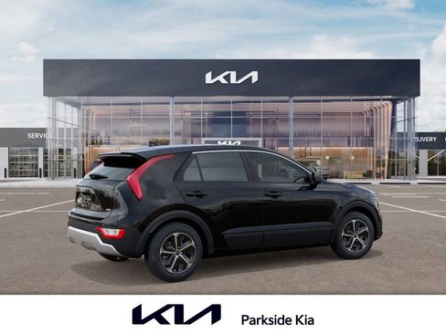 New 2026 Kia Niro LX FWD image 6