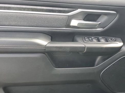 Used 2020 RAM 1500 Big Horn AWD/4WD image 15