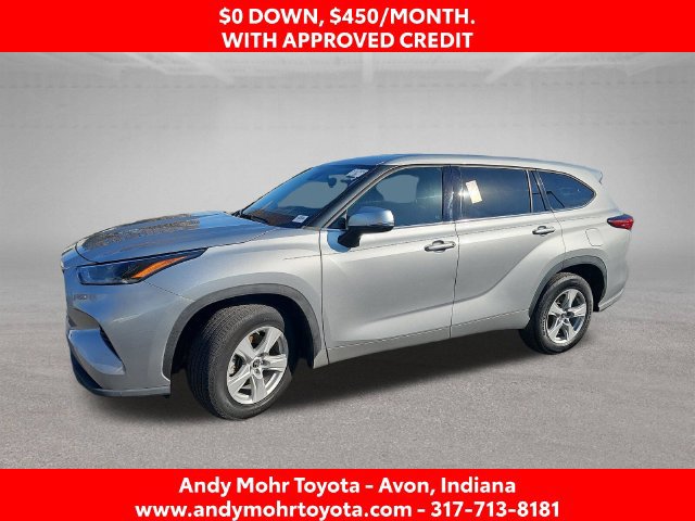 Used 2021 Toyota Highlander LE FWD image 4