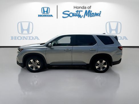 Certified 2024 Honda Pilot EX-L image 4