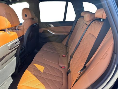 New 2026 BMW X5 xDrive50e w/ M Sport Package image 10
