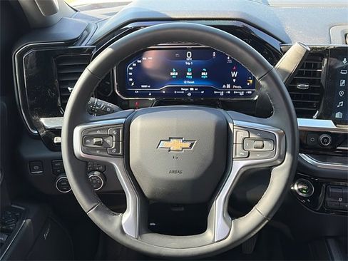 Used 2025 Chevrolet Silverado 3500 LTZ w/ LTZ Texas Edition image 12