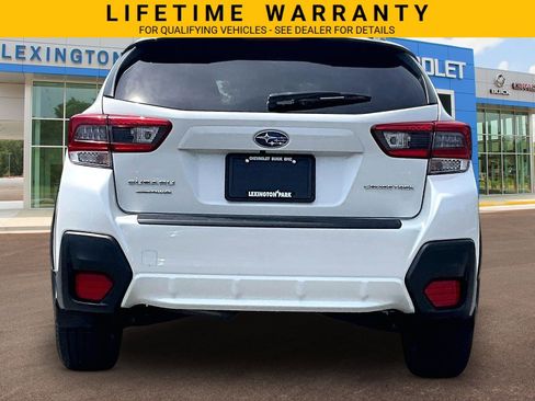 Used 2023 Subaru Crosstrek 2.0i Premium AWD/4WD image 4