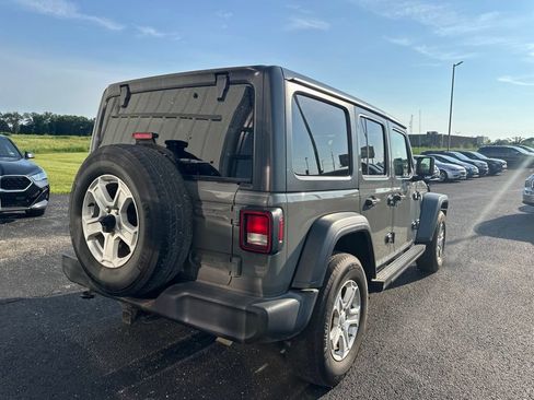 Used 2019 Jeep Wrangler Unlimited Sport S AWD/4WD image 14