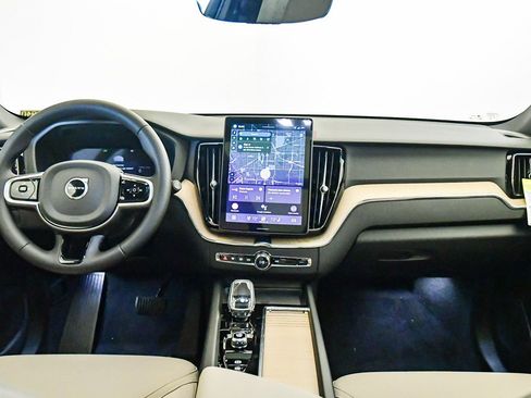 New 2026 Volvo XC60 T8 Plus w/ Protection Package Premier AWD/4WD image 15