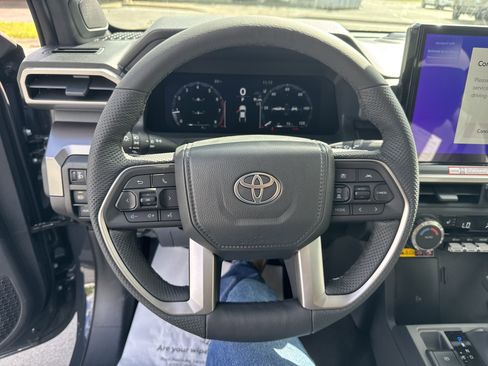 New 2025 Toyota Tacoma 4x4 Double Cab image 17