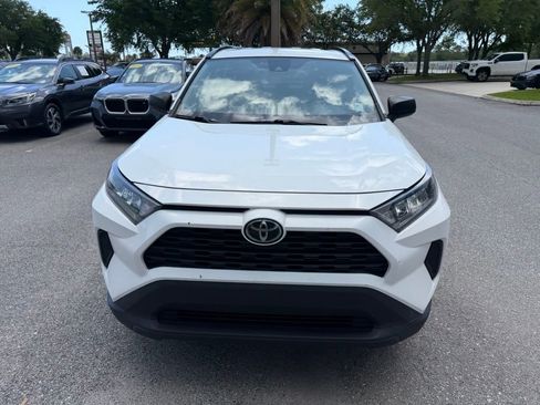 Used 2021 Toyota RAV4 LE FWD image 12
