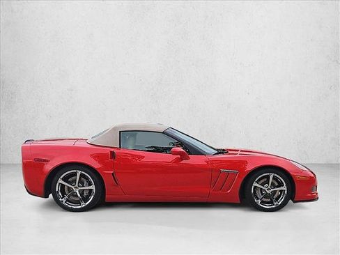 Used 2011 Chevrolet Corvette Grand Sport w/ Preferred Equipment Group RWD image 4