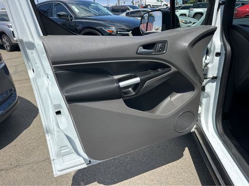 Used 2022 Ford Transit Connect XLT FWD image 15