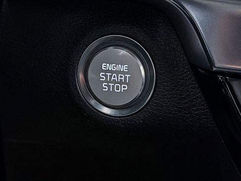 Used 2022 Kia Telluride LX image 25