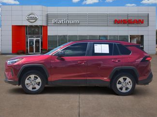 Used 2025 Toyota RAV4 LE AWD/4WD video 3