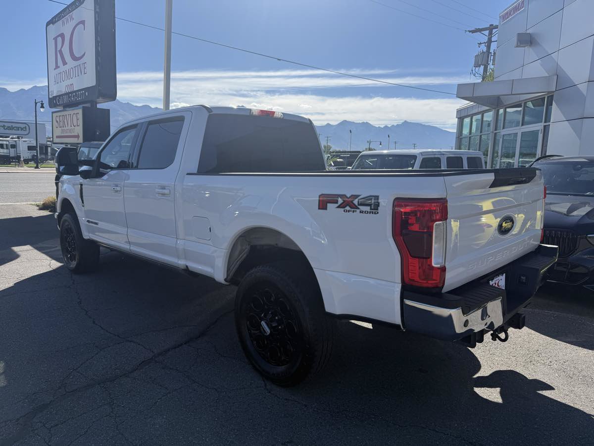 Used 2019 Ford F250 Lariat w/ Lariat Ultimate Package AWD/4WD image 7