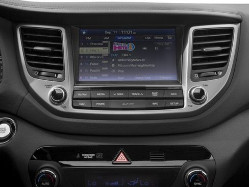 Used 2017 Hyundai Tucson Limited image 13