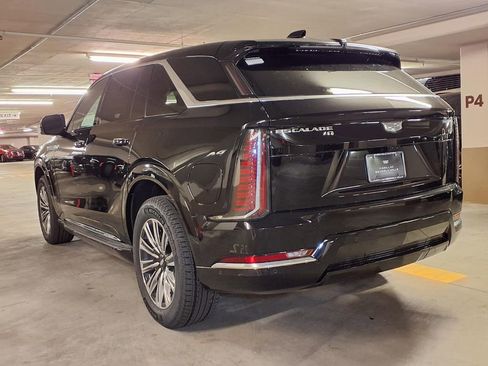 New 2026 Cadillac Escalade IQ Luxury 1 w/ LPO, Premium Carpet Package AWD/4WD image 10