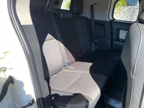 Used 2014 Toyota FJ Cruiser 4WD w/ Upgrade Package image 22