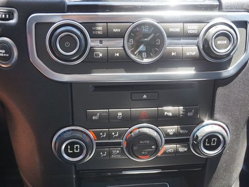 Used 2015 Land Rover LR4 HSE LUX AWD/4WD image 38