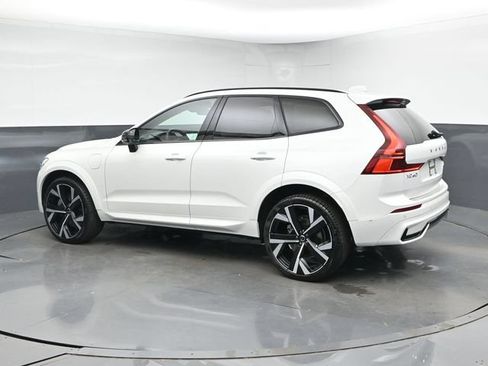 New 2026 Volvo XC60 T8 Ultra w/ Protection Package Premier AWD/4WD image 6