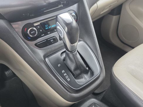 Used 2016 Ford Transit Connect Titanium image 13