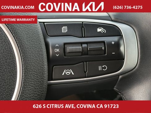 Certified 2025 Kia Sportage EX image 19
