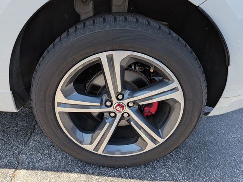 Used 2020 Jaguar F-PACE S AWD/4WD image 12