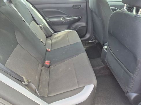 Used 2025 Nissan Versa S w/ Trunk Package FWD image 18