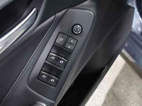 Used 2019 Toyota Avalon XLE w/ Moonroof Package FWD image 15