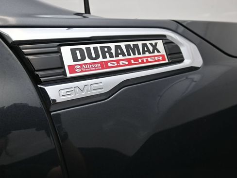 Used 2022 GMC Sierra 2500 Denali w/ Technology Package AWD/4WD image 14