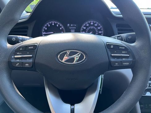 Used 2020 Hyundai Elantra SEL w/ Convenience Package (C2) FWD image 15
