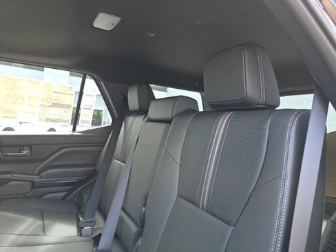 New 2026 Toyota 4Runner Limited AWD/4WD image 20