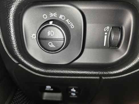 Used 2022 RAM 1500 Big Horn image 18