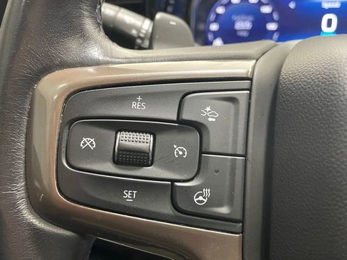 Used 2022 Chevrolet Silverado 1500 High Country w/ High Country Premium Package AWD/4WD image 35