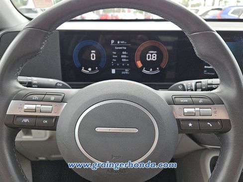 Used 2025 Hyundai Kona SEL AWD/4WD image 18
