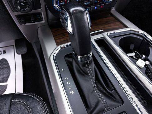 Used 2019 Ford F150 Lariat w/ Equipment Group 502A Luxury image 31