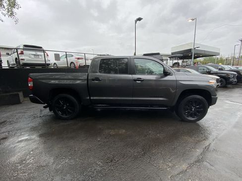 Used 2021 Toyota Tundra Limited w/ Limited Premium Package image 7
