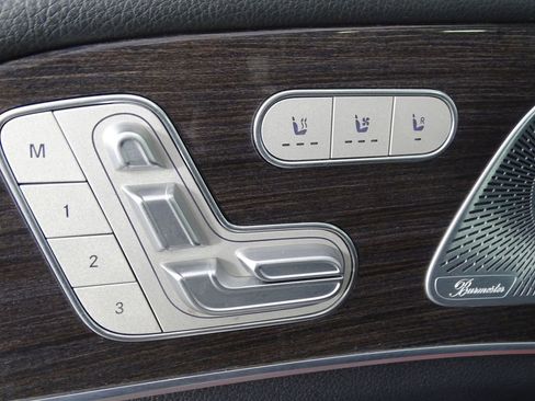 Used 2020 Mercedes-Benz GLS 450 4MATIC image 19