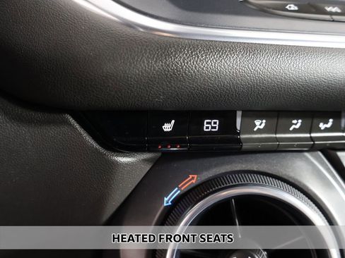 Used 2024 Chevrolet Blazer LT w/ Convenience Package FWD image 7