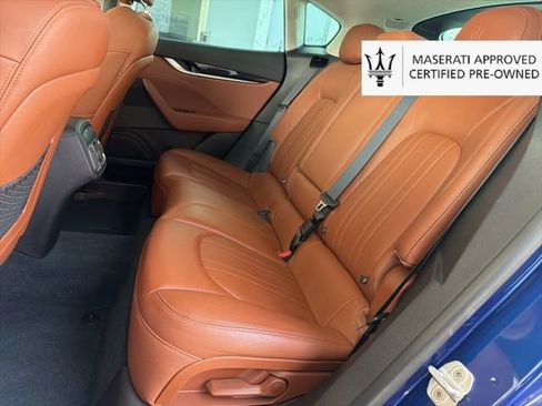 Used 2022 Maserati Levante GT AWD/4WD image 17