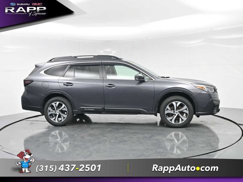 Used 2022 Subaru Outback Limited XT AWD/4WD image 3