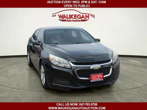 Used 2014 Chevrolet Malibu LT w/ Power Convenience Package image 2