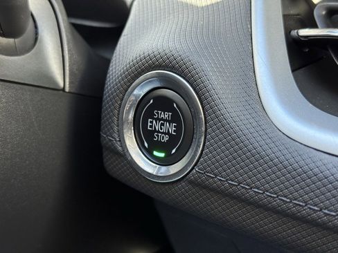 Used 2025 Chevrolet TrailBlazer LT image 32