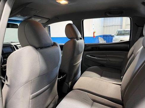 Used 2015 Toyota Tacoma PreRunner w/ TRD Off-Road Package RWD image 15