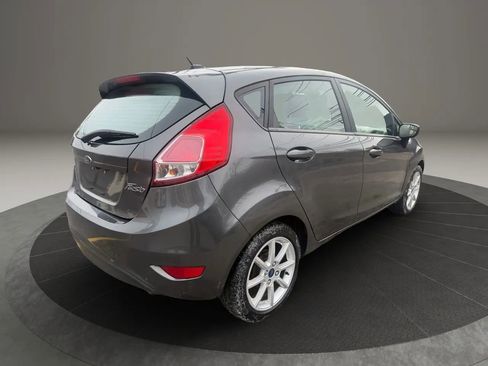 Used 2019 Ford Fiesta SE w/ Equipment Group 201A image 5